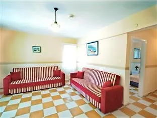 Hotel Captain Kemal Aparts 2*